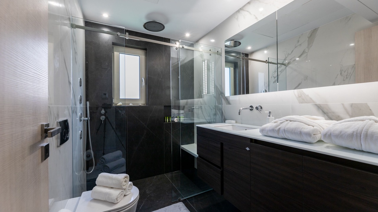 Photo of Bathroom in Papagou-Holargos
