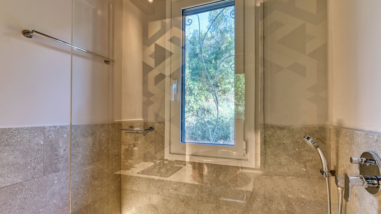Photo of Bathroom in Kavallos