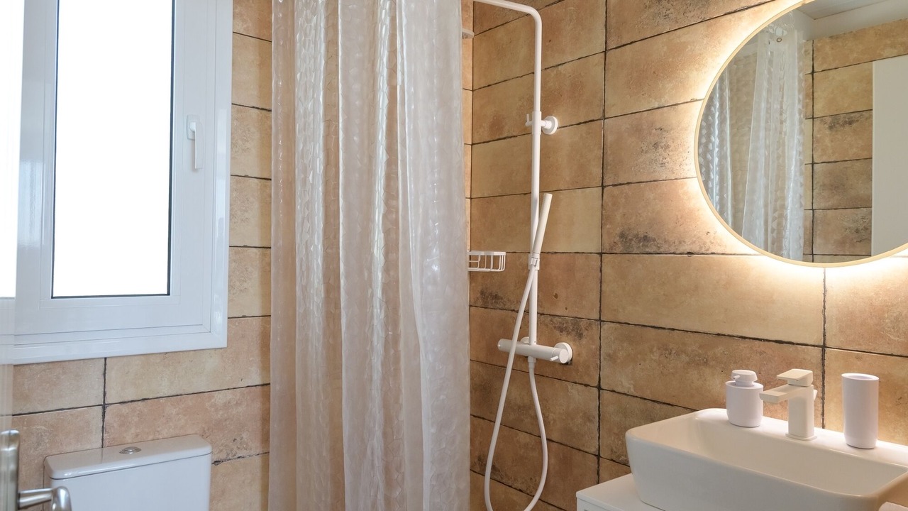 Photo of Bathroom in Zipari