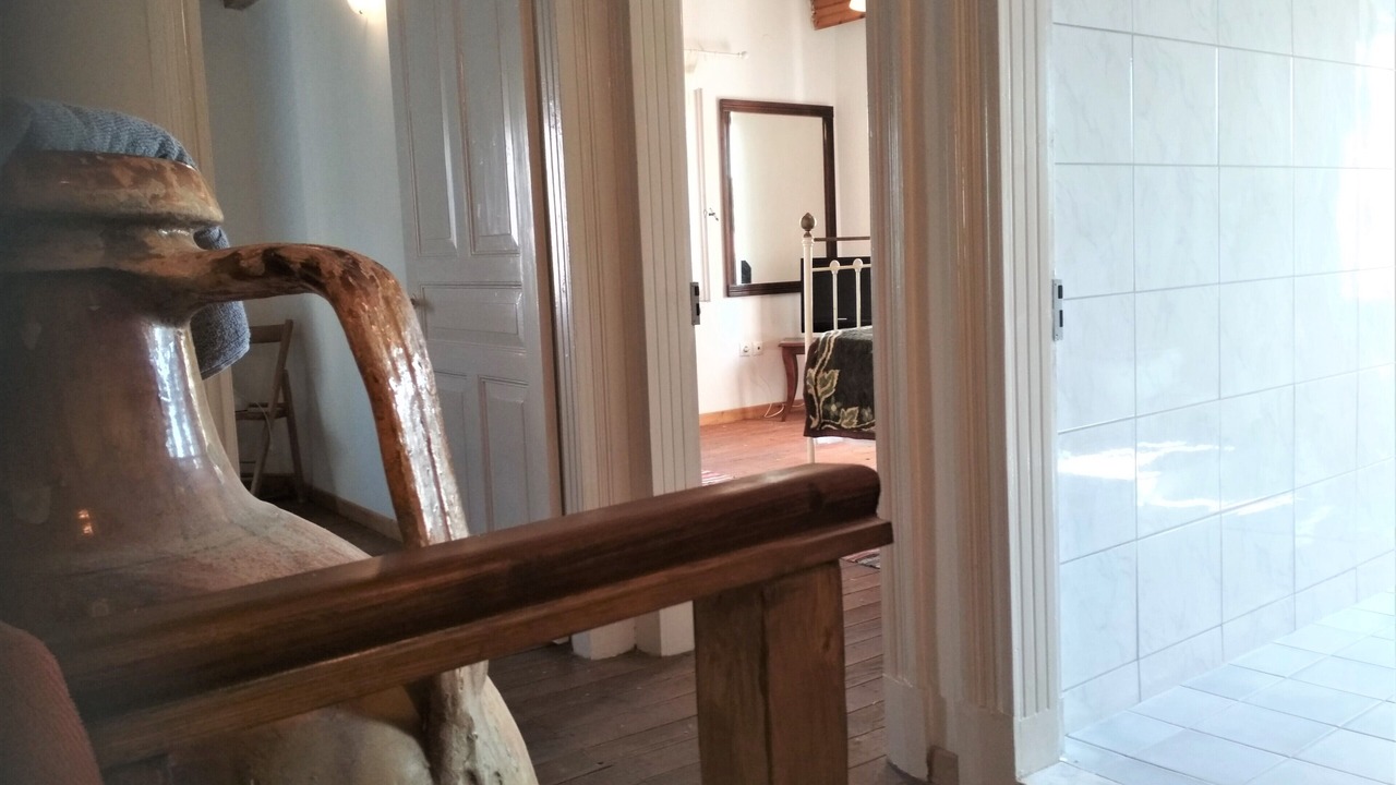 Photo of Bedroom in Melikia