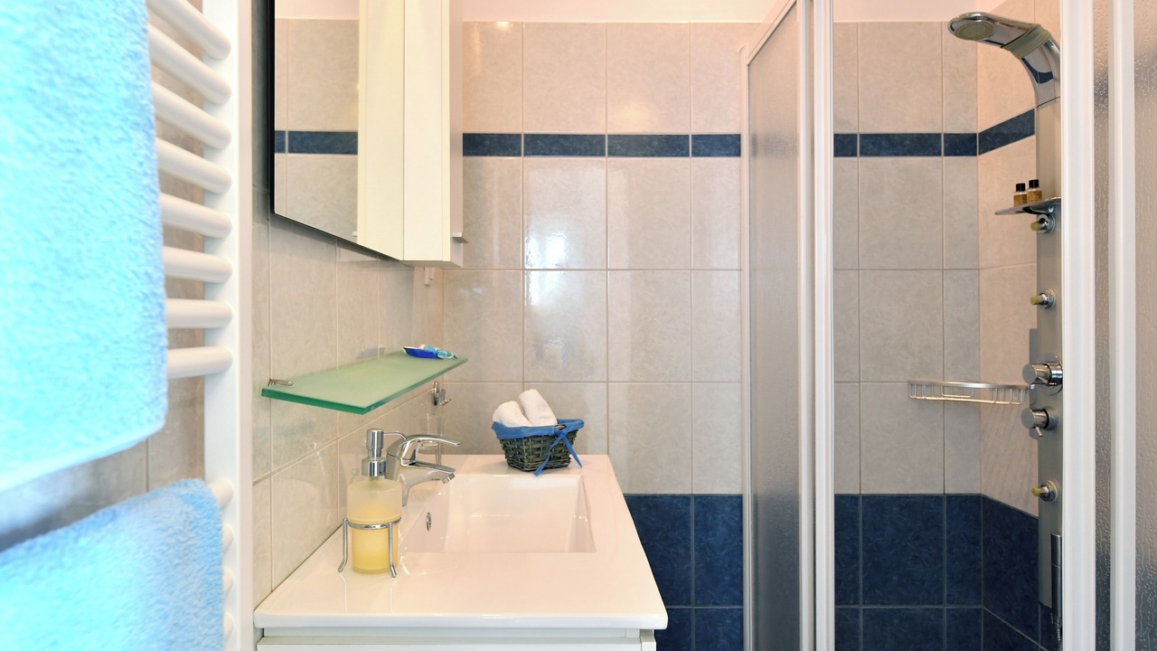Photo of Bathroom in Aliki