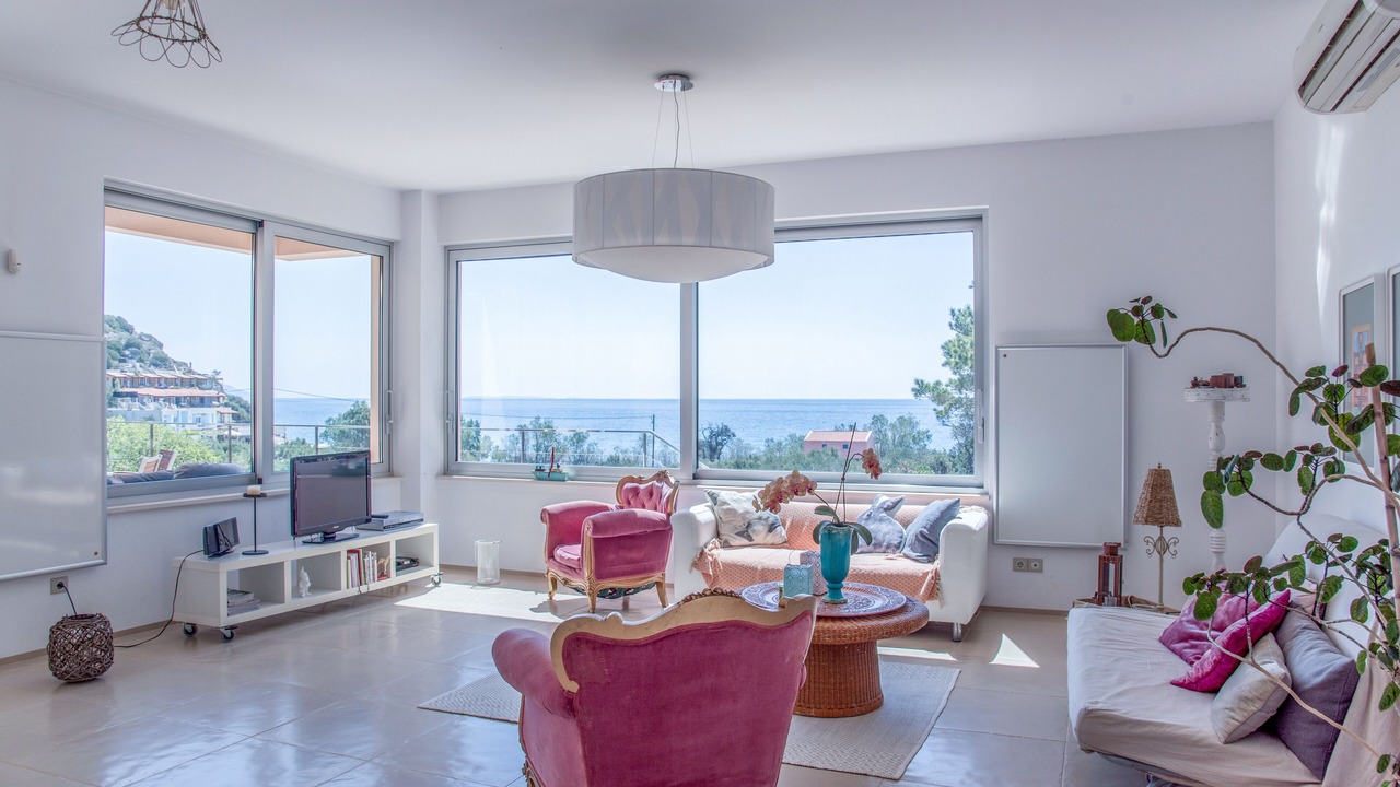 Photo of Livingroom in Pefki