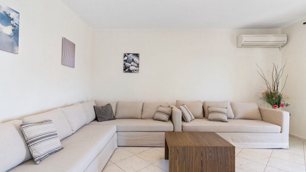 Photo of Livingroom in Sivota