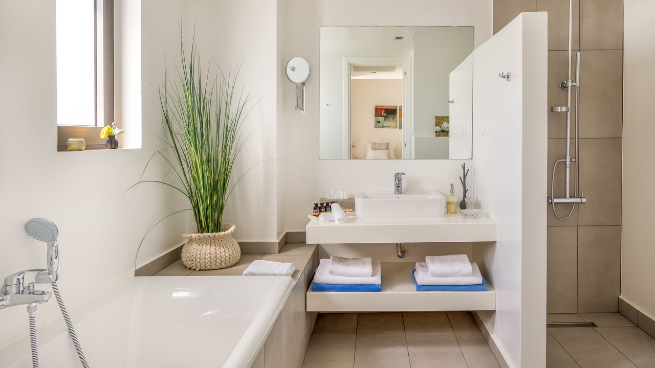 Photo of Bathroom in Plaka