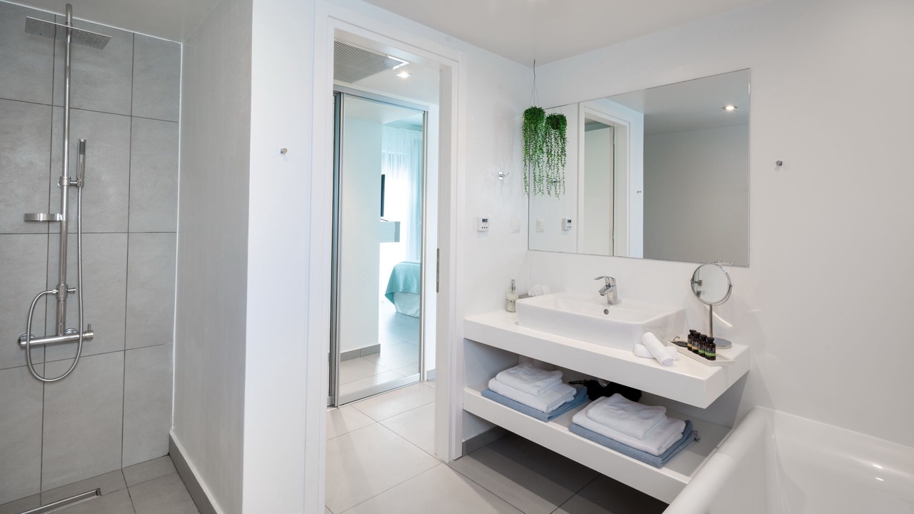 Photo of Bathroom in Plaka