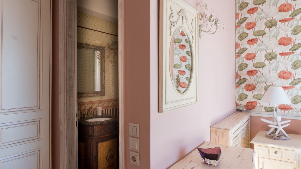Photo of Bathroom in Agios Emilianos