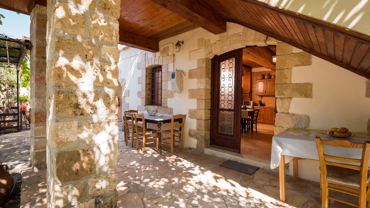 Photo of Outdoor in Deliana