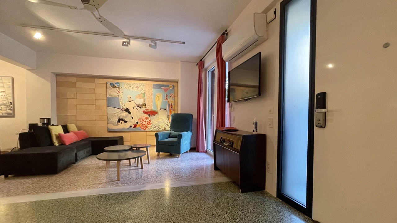 Photo of Livingroom in Vouliagmeni