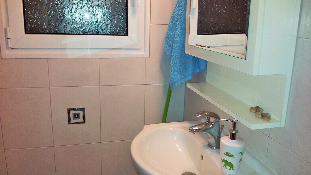 Photo of Bathroom in Kropia