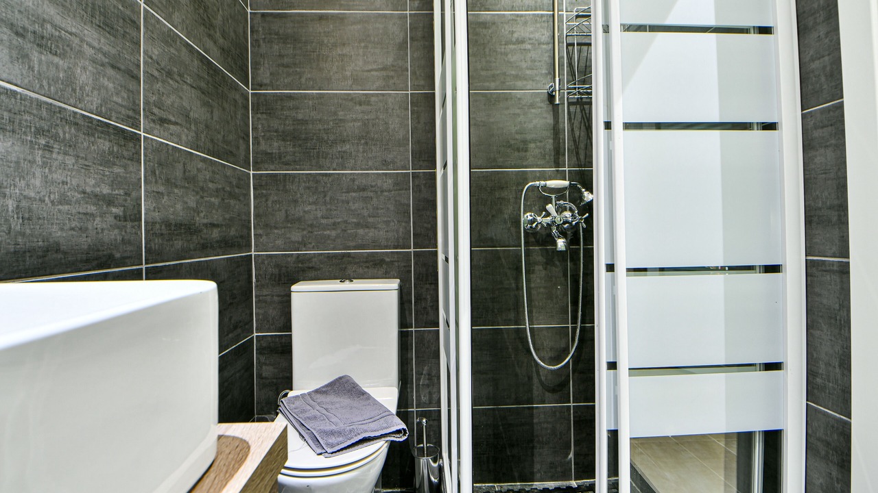 Photo of Bathroom in Ilisia