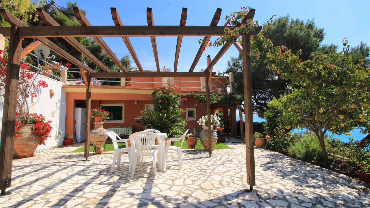 Photo of Outdoor in Sinarades