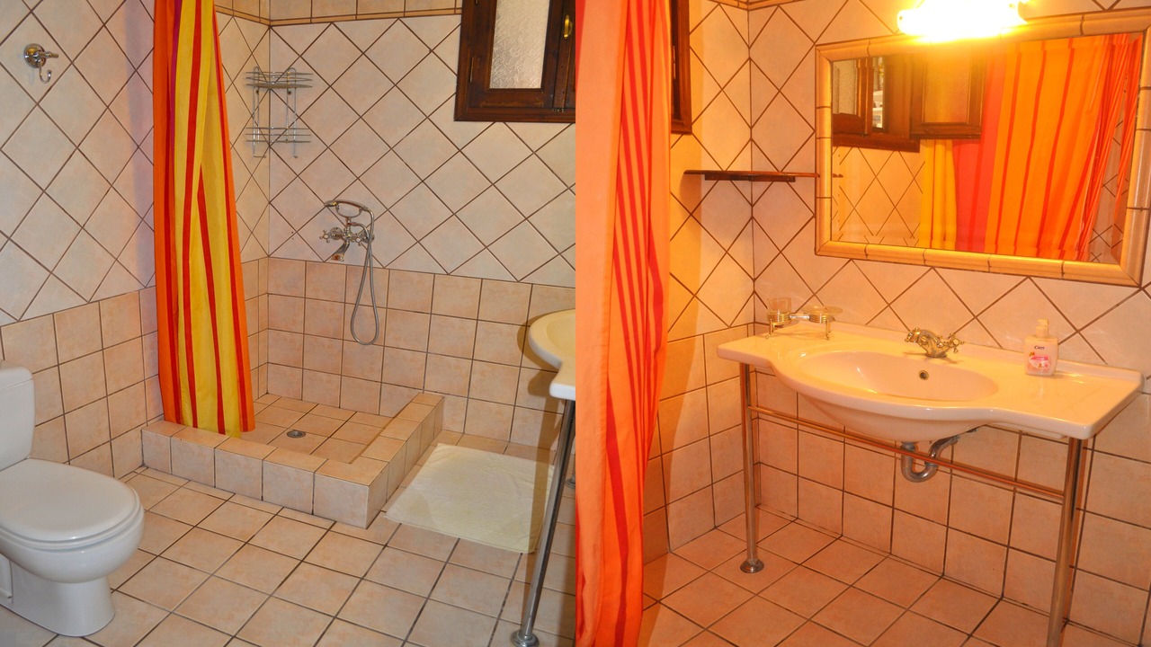 Photo of Bathroom in Sinarades