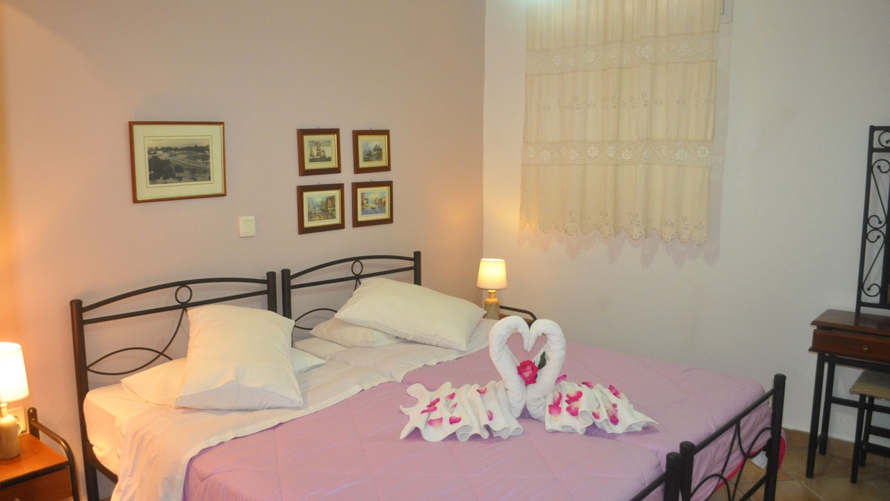 Photo of Bedroom in Sinarades