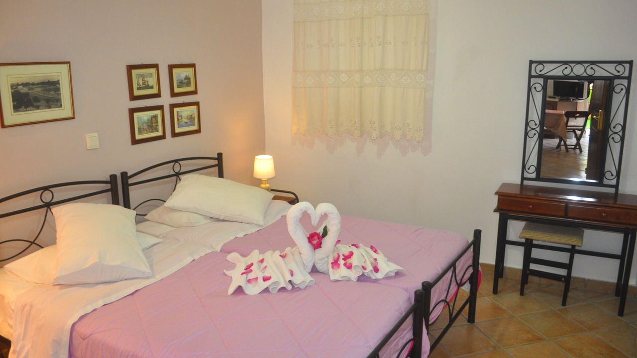 Photo of Bedroom in Sinarades