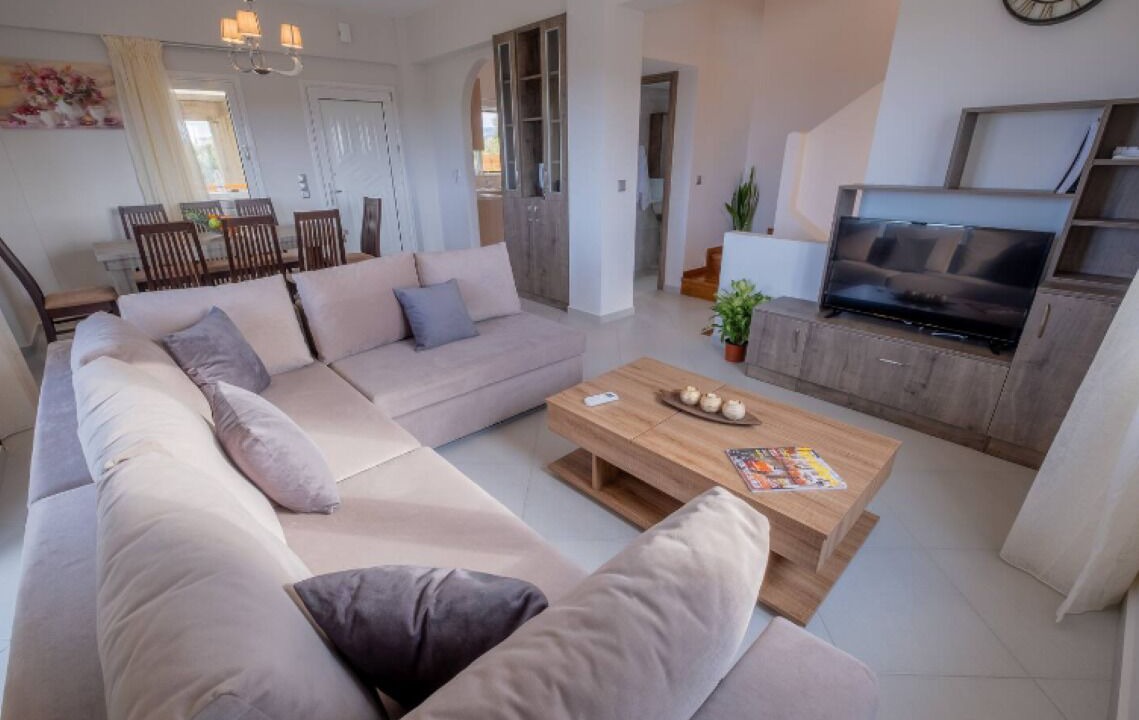 Photo of Livingroom in Stavromenos