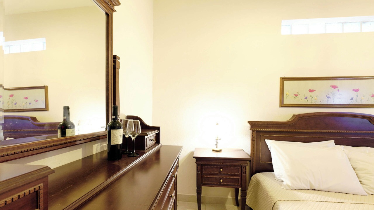 Photo of Bedroom in Latziana