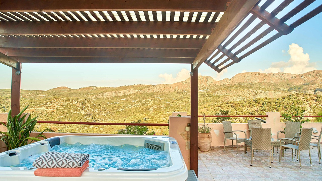 Photo of Outdoor in Latziana