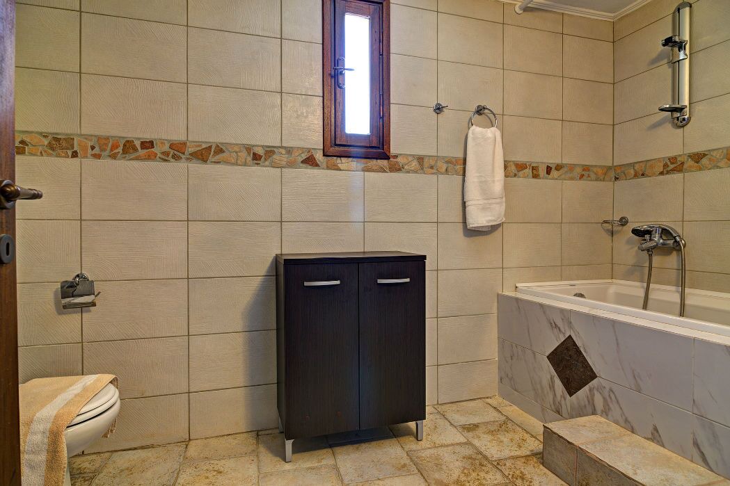 Photo of Bathroom in Latziana