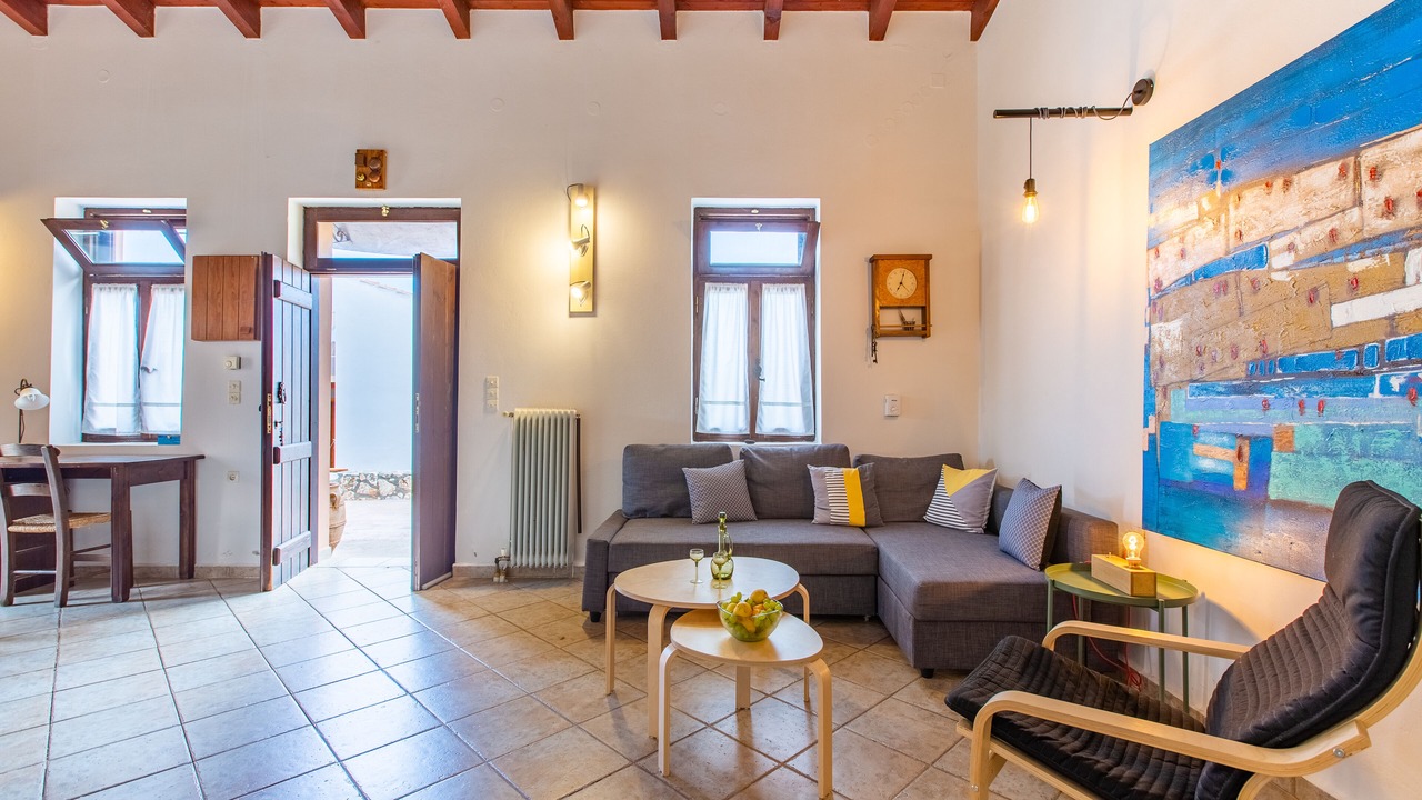 Photo of Livingroom in Perivolia