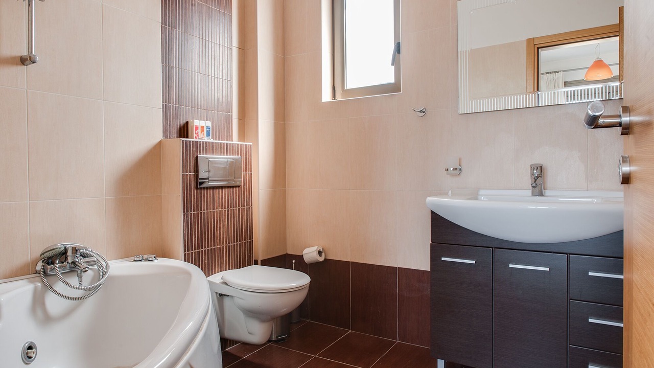 Photo of Bathroom in Skouloufia