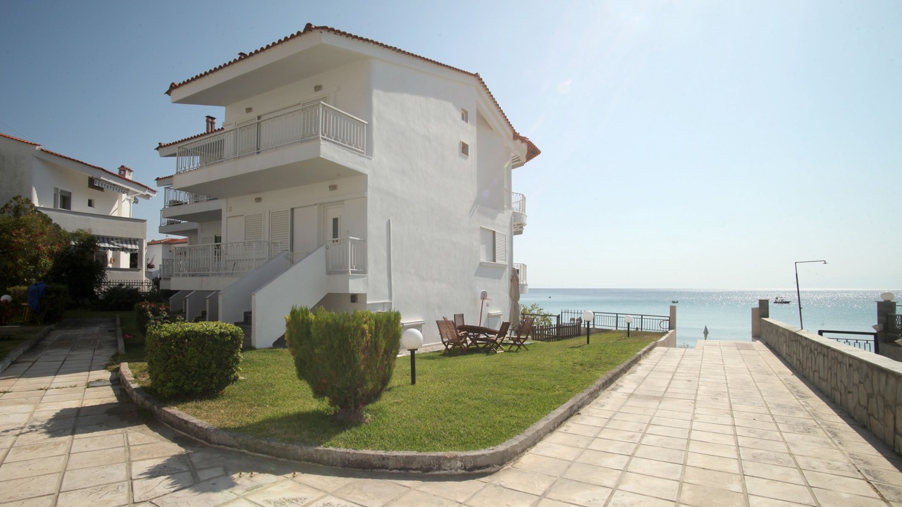 Photo of Others in Kassandra