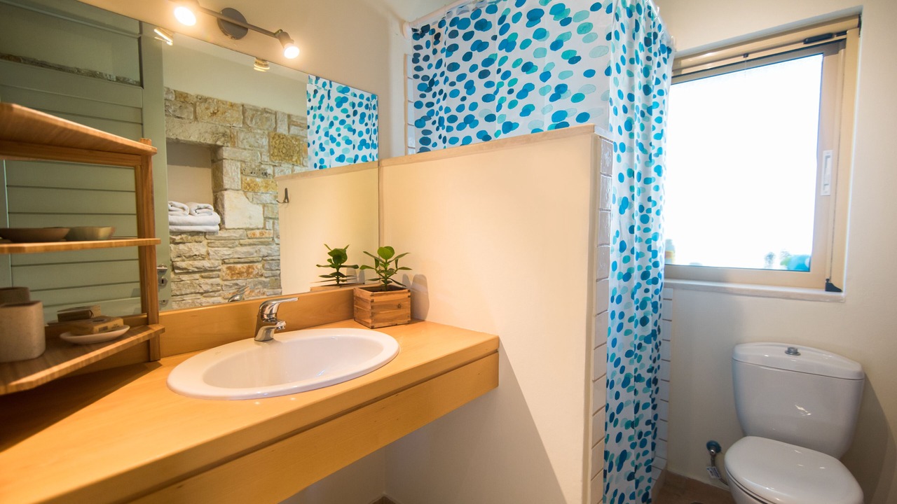 Photo of Bathroom in Ano Korakiana