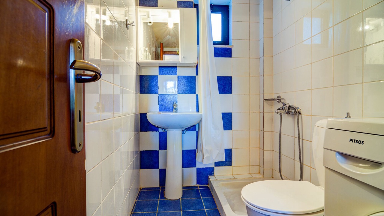Photo of Bathroom in Pendamodi