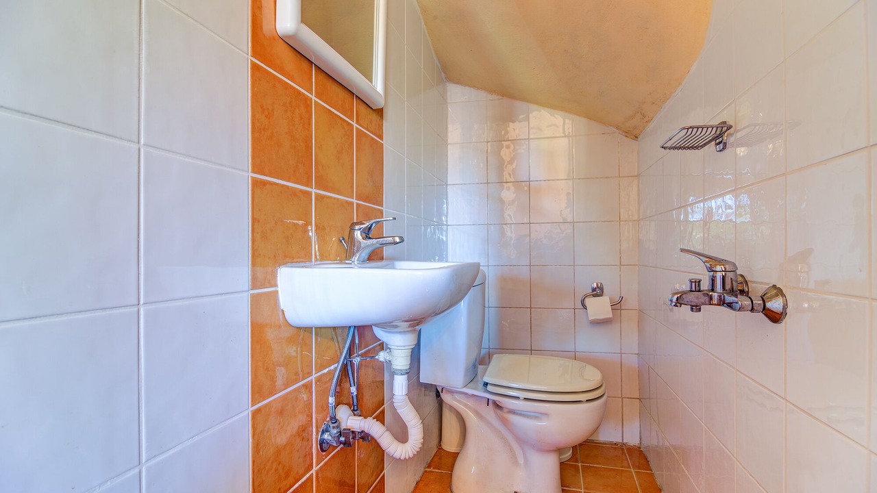 Photo of Bathroom in Pendamodi