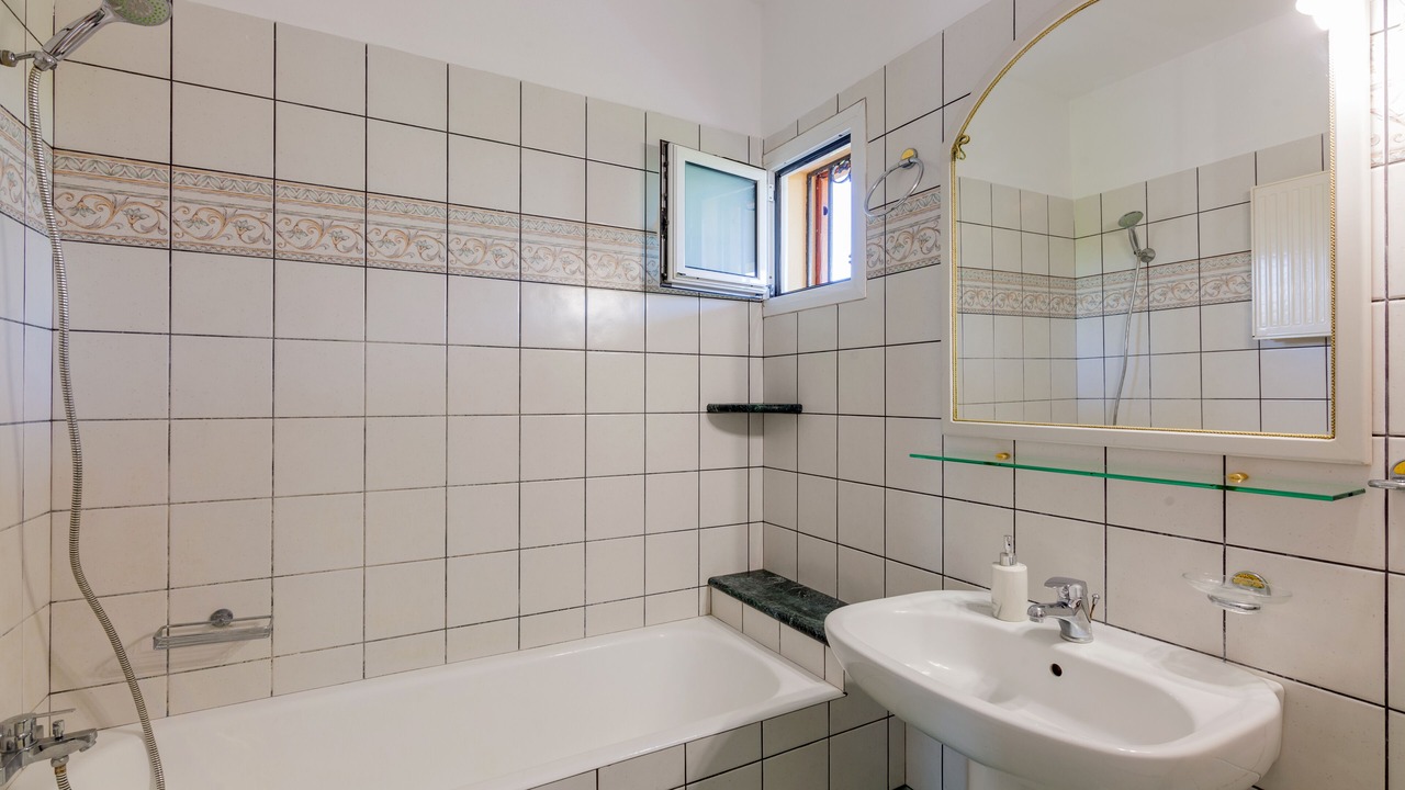 Photo of Bathroom in Skaleta