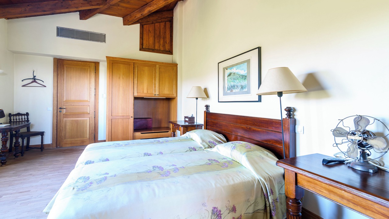Photo of Bedroom in Vromonerion