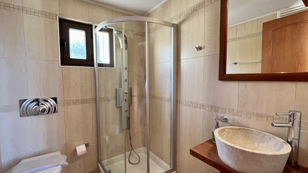 Photo of Bathroom in Kokkinon Khorion