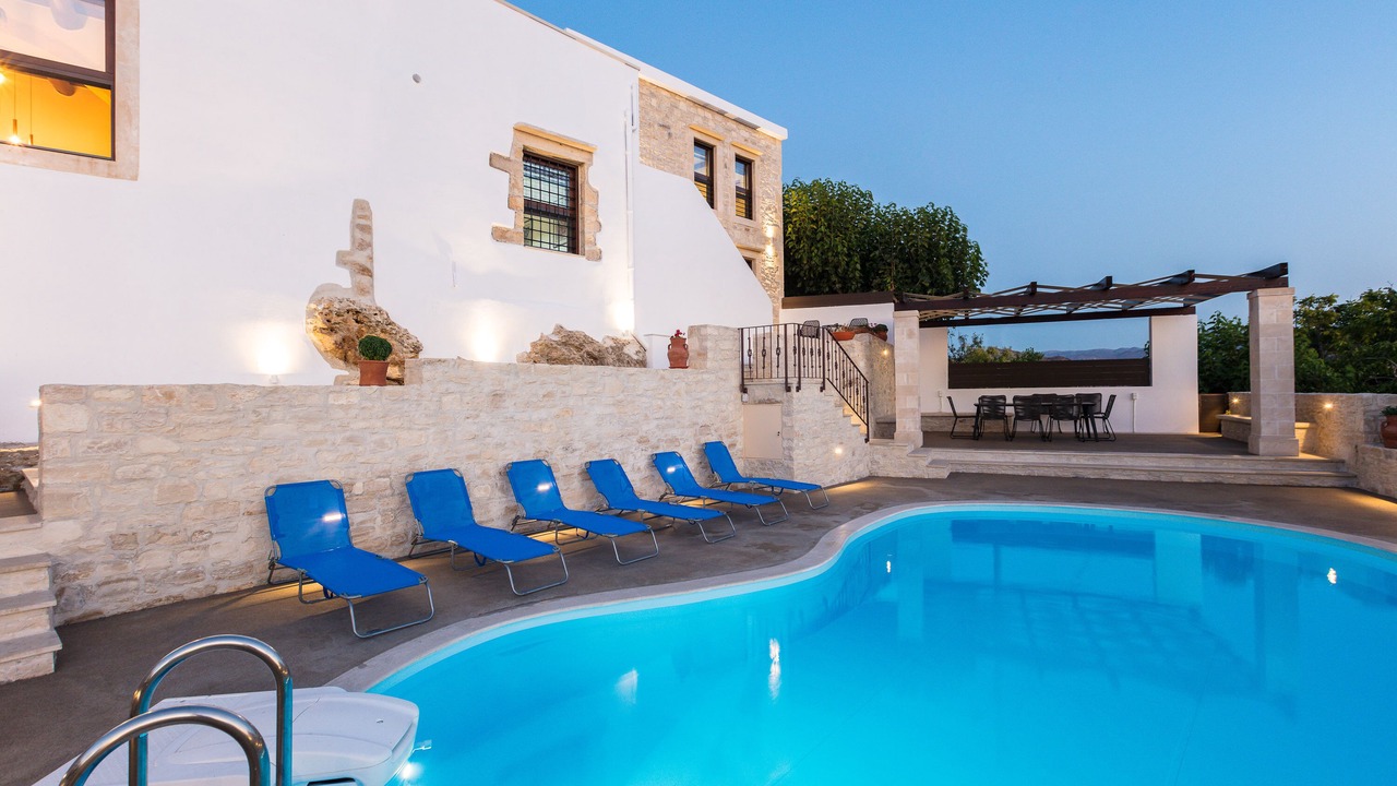 Photo of Outdoor in Monopari