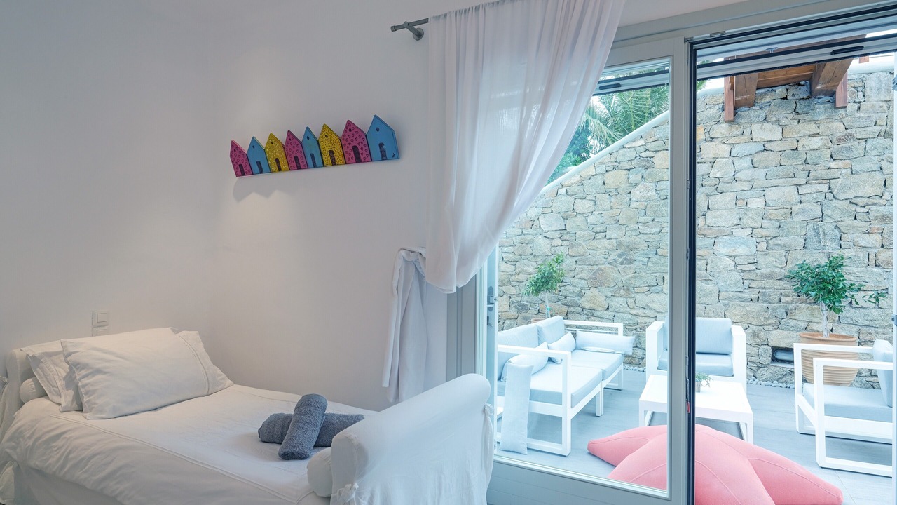 Photo of Bedroom in Tourlos