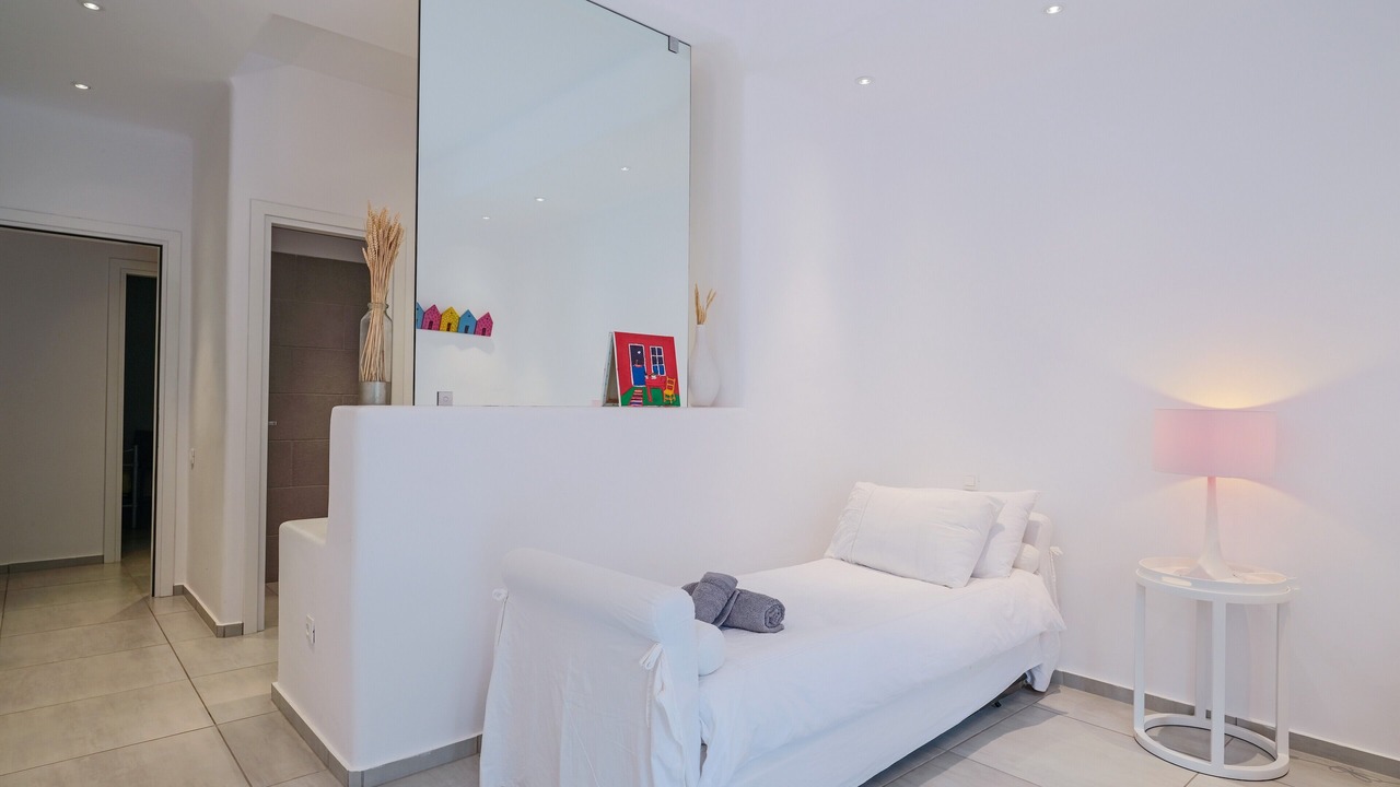 Photo of Bedroom in Tourlos