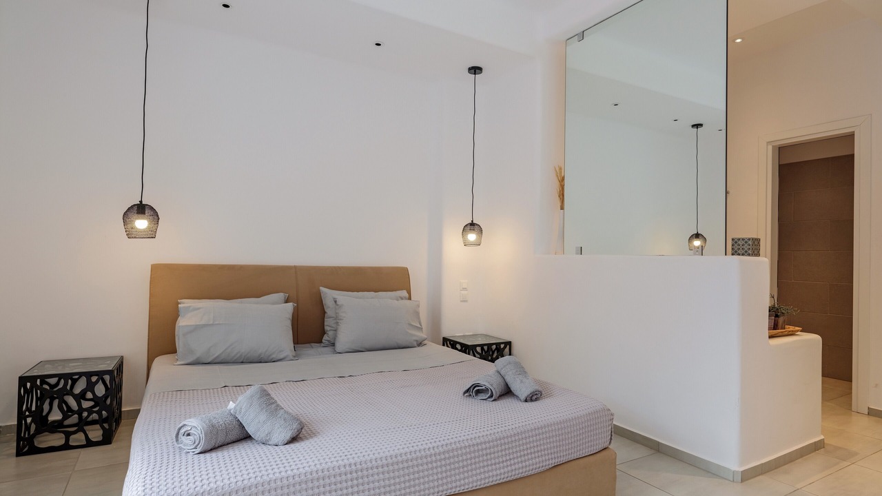 Photo of Bedroom in Tourlos
