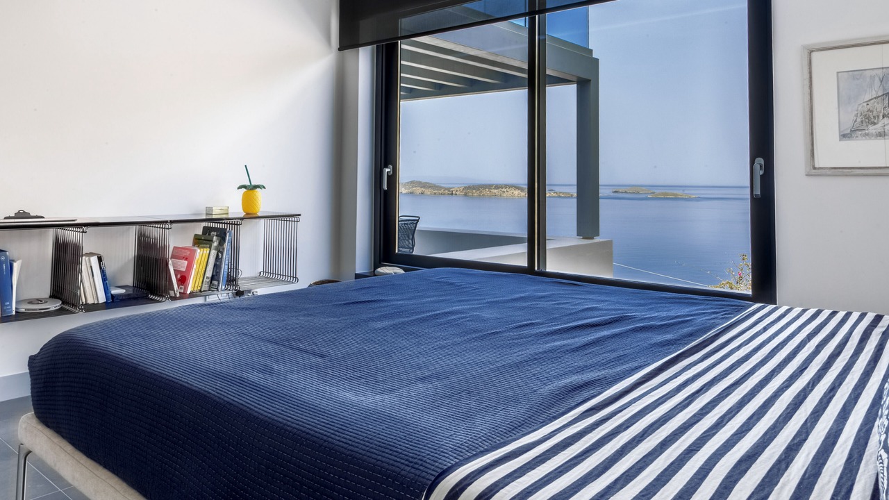 Photo of Bedroom in Ydrousa