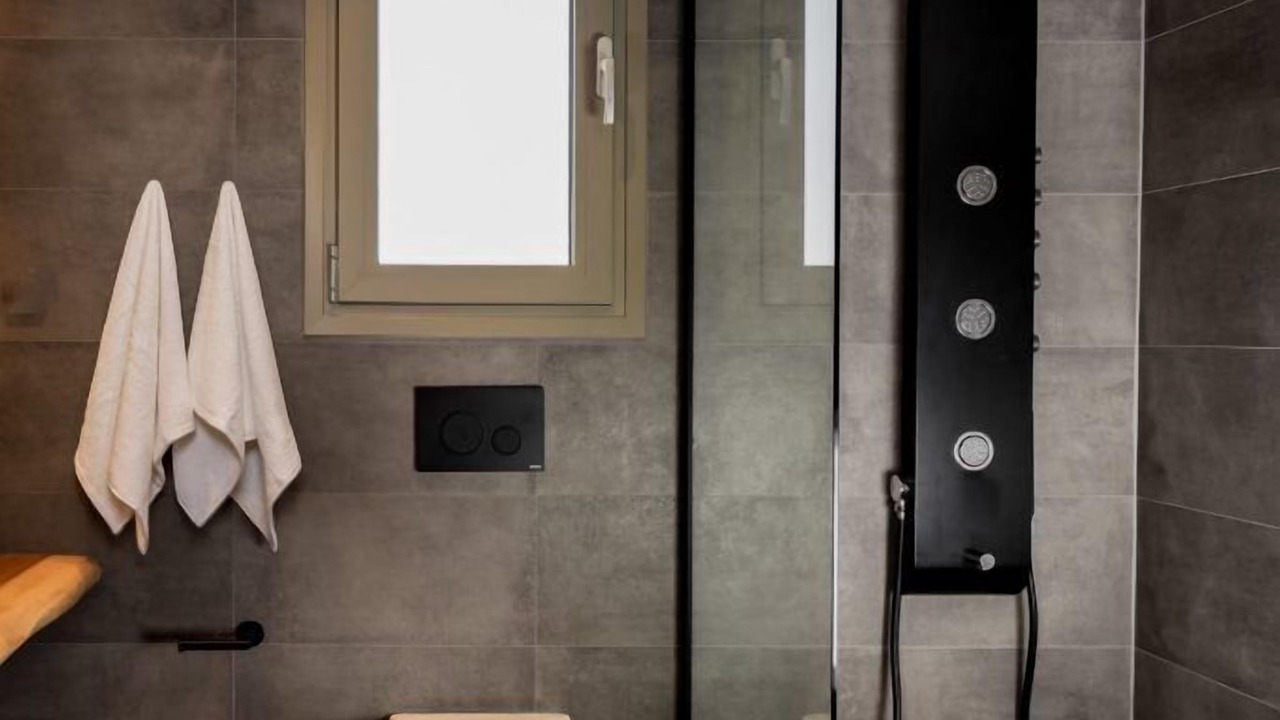 Photo of Bathroom in Agios Ioannis