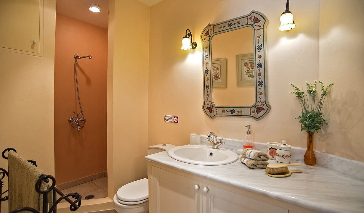 Photo of Bathroom in Poros