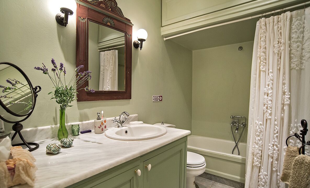 Photo of Bathroom in Poros