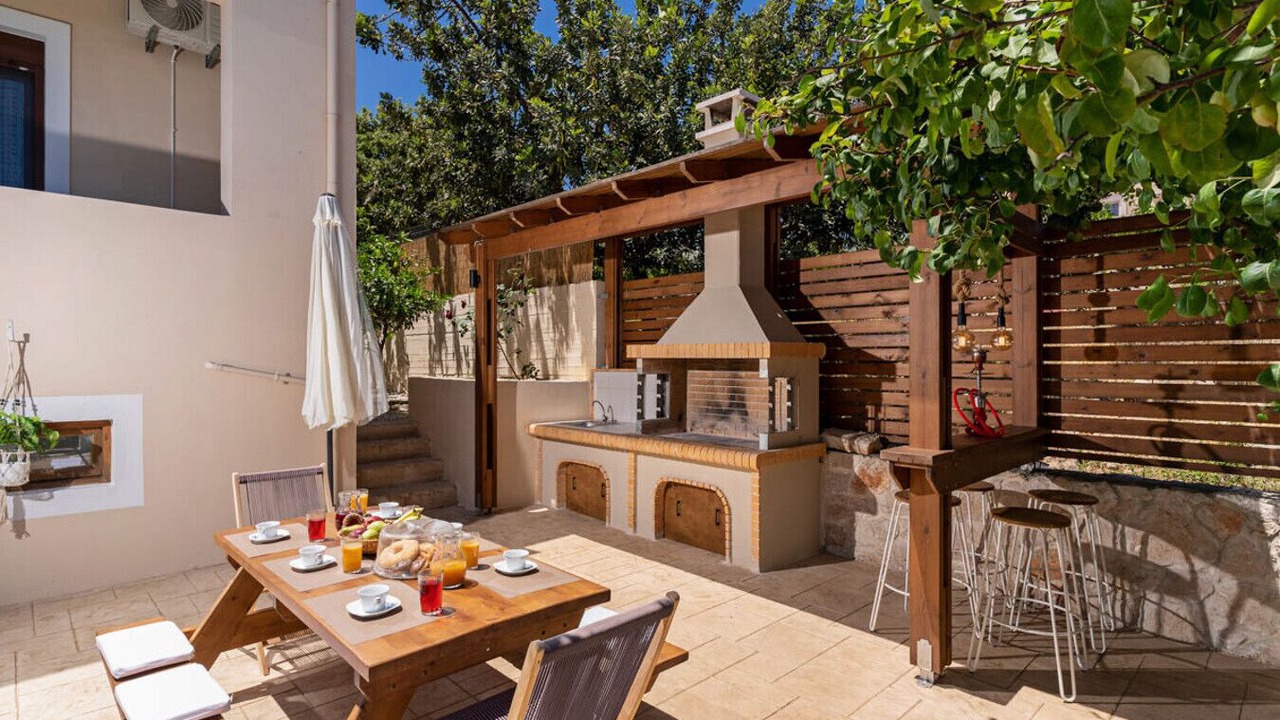 Photo of Outdoor in Gerani