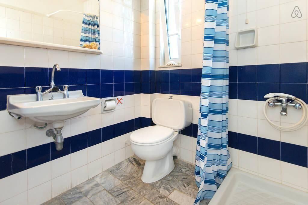 Photo of Bathroom in Ialyssos