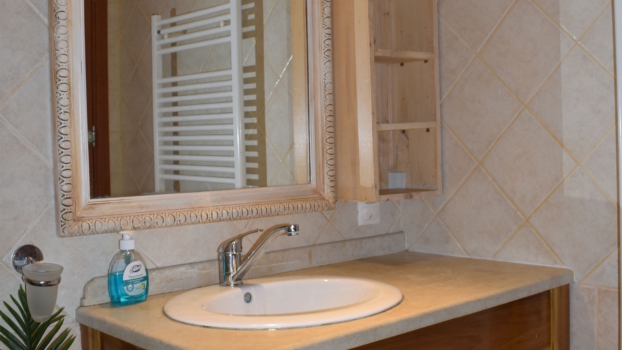 Photo of Bathroom in Pagi