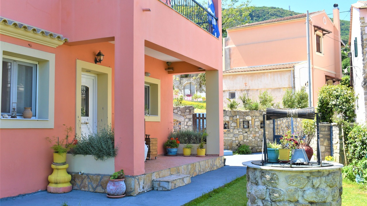 Photo of Patio Balcony in Pagi