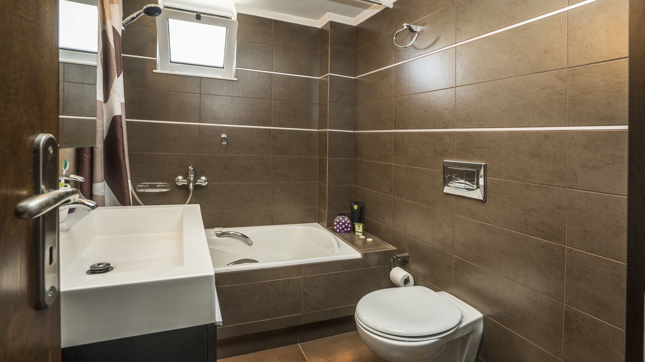 Photo of Bathroom in Kounoupidiana