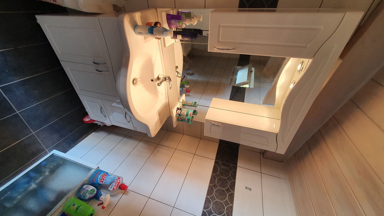 Photo of Bathroom in Phthiotis Region