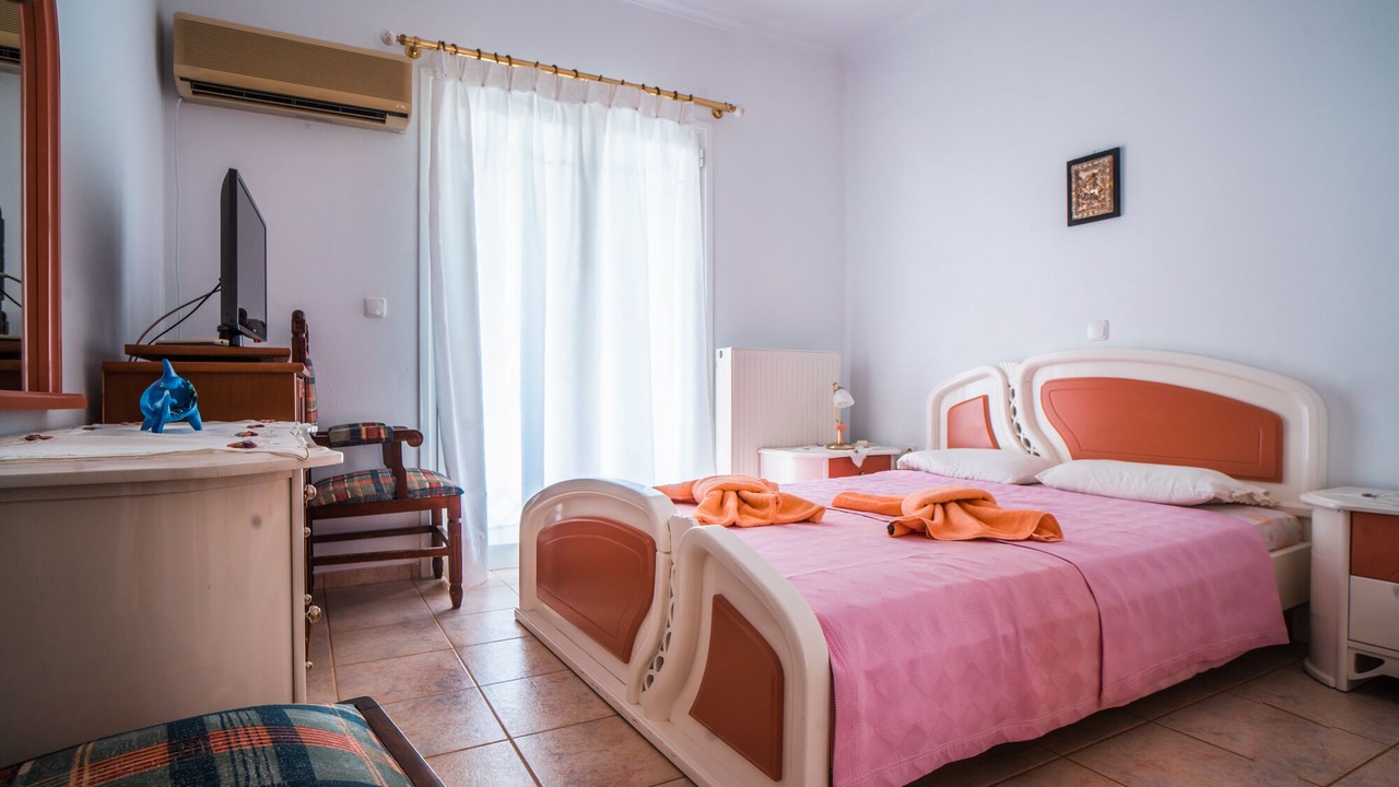 Photo of Bedroom in Paleros