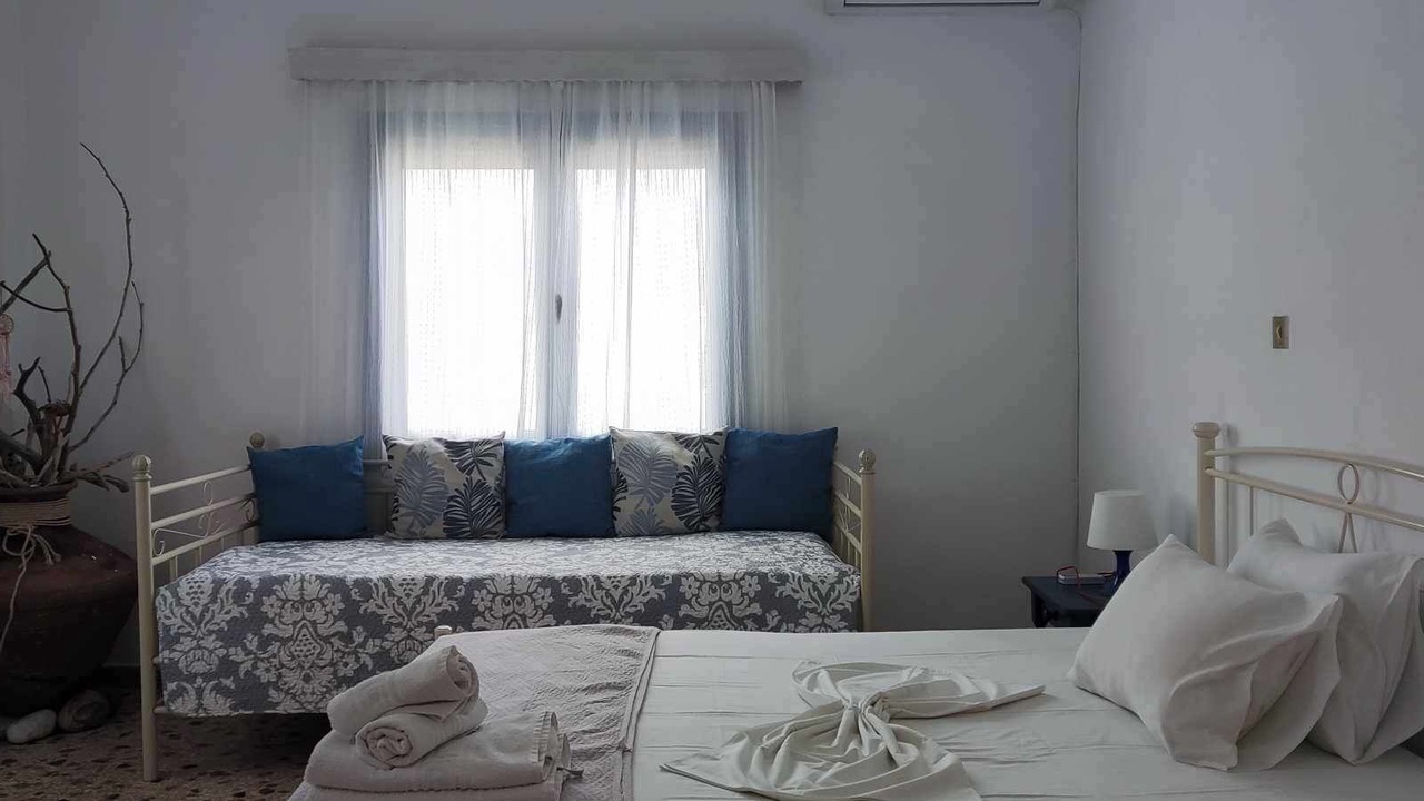 Photo of Bedroom in Marathokampos