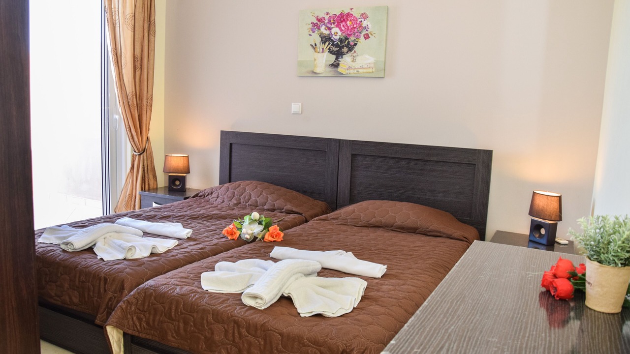 Photo of Bedroom in Kato Stalos