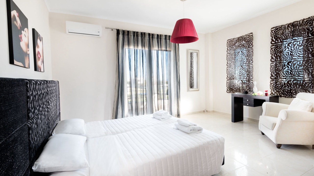 Photo of Bedroom in Kamisiana