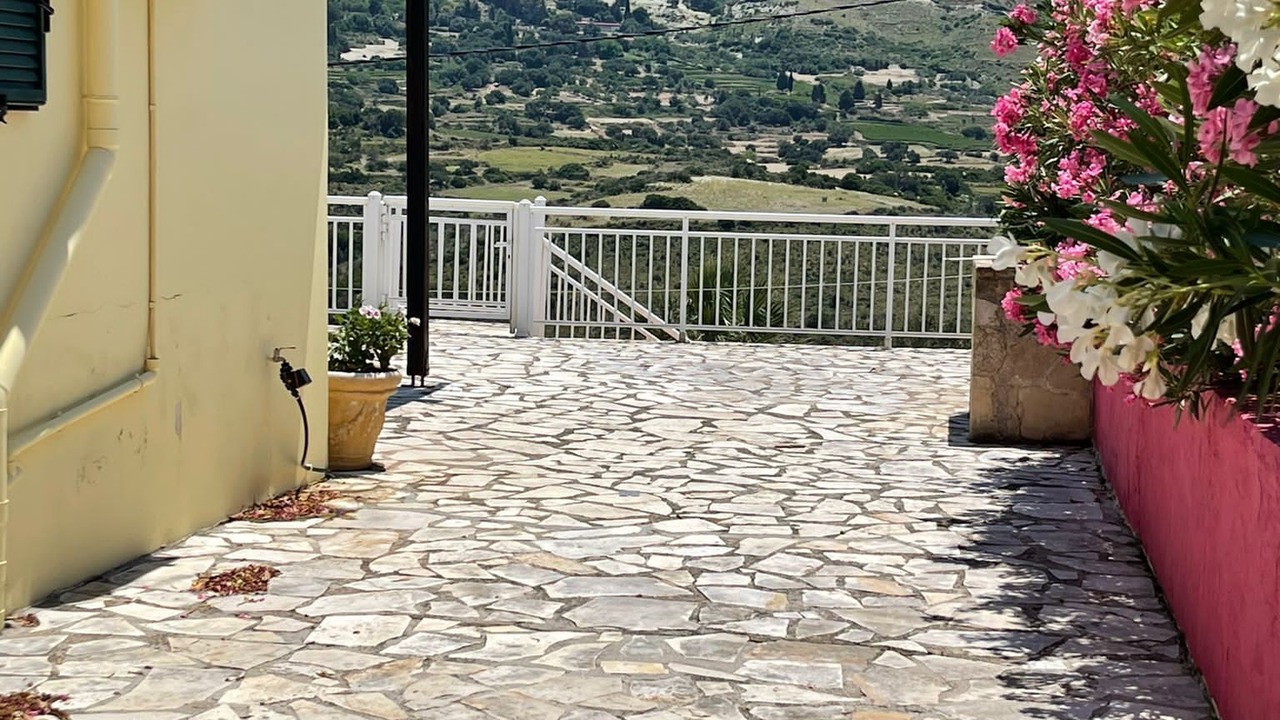 Photo of Outdoor in Zola